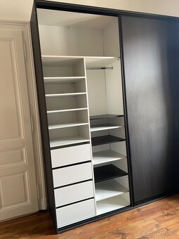 Šatní skříň - 5
