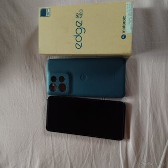 Motorola Edge 50 neo - jako NOVÝ plus bonus - 5