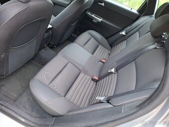 Volvo V 50 2.0 Diesel 100kw Kombi Automat Klima/Na opravu//. - 5