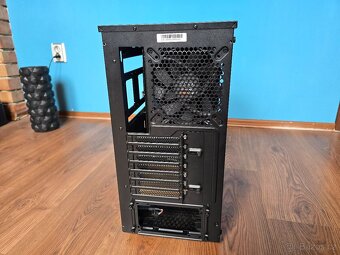 Počítačová skříň Be Quiet PURE BASE 500 - 5