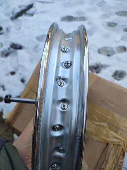 Nové kolo Jawa 250, 350 panelka - 5