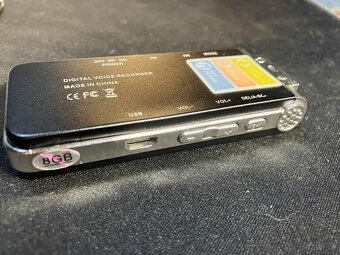 Digitální audio diktafon 8GB CZ menu - 5