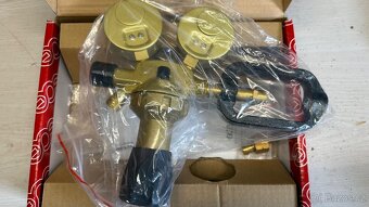 Redukční ventil ACETYLEN GCE DIN+ AC A2 - 5