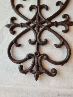 Nástěnný držák na květináč - 5