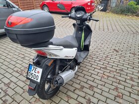 Skútr Kymco Agility 125 - 5