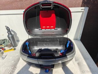 Kufr Givi MONOKEY 47l s opěrkou - 5