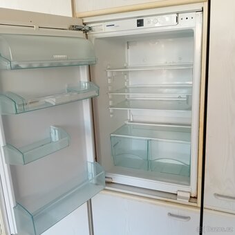 Kuchyňská linka se všemi spotřebiči - 5