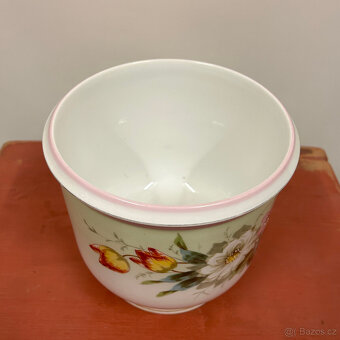 Porcelánový květináč s malbou květin, značeno C.T. - 5