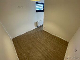 Pronájem bytu 1KK (25,5m2) - Smetanova, Zlín - 5