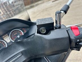 Suzuki Burgman 400 r.v 2011 - 5