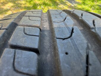 Letní pneu 225 50 18 Pirelli RFT - 5