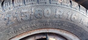 Zimní pneu 215/60 R16 na discích - 5