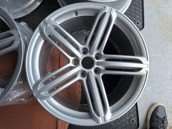 ALU KOLA R19 5x112 ORIGINÁL AUDI PO RENOVACI - 5