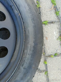 Prodám dojezdové kolo Volvo - 5