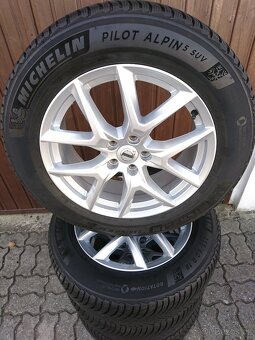 VOLVO XC 60 alu 18 zimní pneu Michelin 235/60/18 originalni - 5