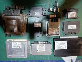 Jeep Grand Cherokee WK2 2011-2013 části motoru - 5