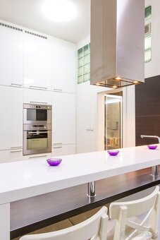 PRODEJ moderního a designového bytu v centru Olomouce - 5