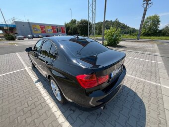 BMW 320i F30 135kW automat, 2014 - 5
