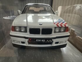 Model BMW M3 e36 SOLIDO 1:18 coupe LIGHTWEIGHT bílá - 5