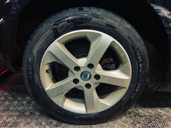 Náhradní díly Škoda Octavia 2 FL kombi 2013 CFHF NFP LF9R - 5