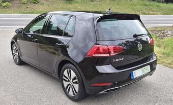 Volkswagen Golf VII e-Golf 1.majitel servisní kniha - 5