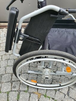 invalidní vozík DMA, brzdy pro doprovod - 5
