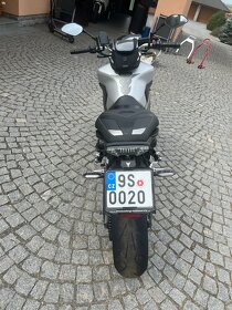 MT-09 - 5