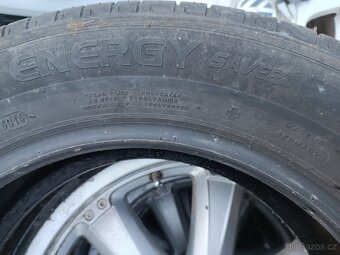 Prodám dva kusy Michelin energy saver 205/60 r16 - 5