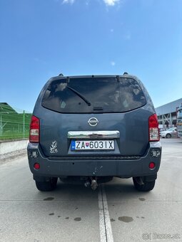 Nissan Pathfinder 2005, 2.5L, 128kW, 4x4, 7-miestne SUV - 5