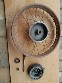 Kola na malou Jawu  kývačku - půlbuben - 5