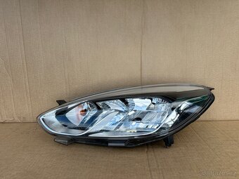 Ford Fiesta mk8 světlo - 5