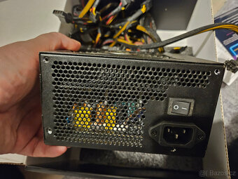 Zdroj Corsair CX600 W - 5