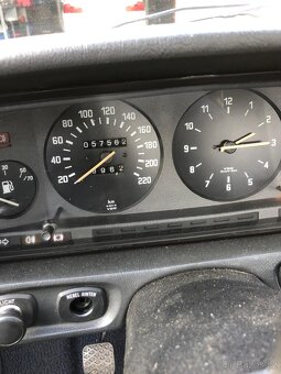 BMW 520 e12 - 5