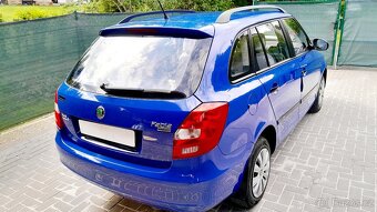 Velice zachovalá málo jetá ŠKODA FABIA II1.2 kombi - 5