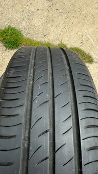 Prodám sadu letních pneu Kumho EcoWing ES01 185/60 R15 84H - 5