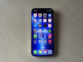 Apple iPhone 16 Pro 128 Gb bílý - 5