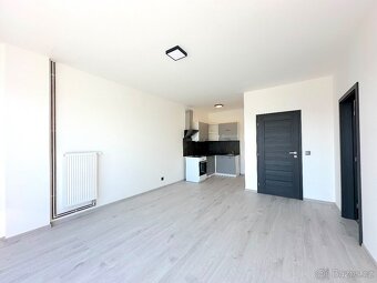 Pronájem bytu 2+kk/T 46 m² Arménská, Kladno - Kročehlavy - 5