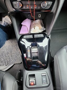 Opel Corsa, Elegance 1,2 Turbo 100koní AT8 - 5