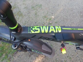 ELEKTROKOLO LEADER FOX SWAN 29" vel. 18 - 5