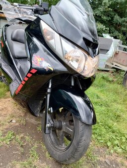 Suzuki Burgman 400 - 5