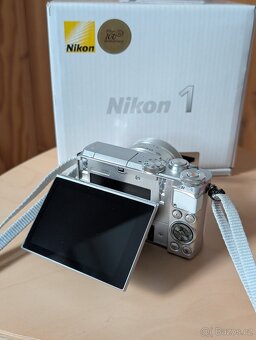 Nikon 1 J4 + 10-30mm - 5