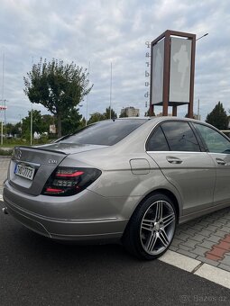 Mercedes-Benz W204 220cdi - 5