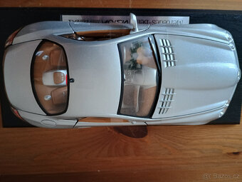 1:18 Maisto Dealer Edition - Mercedes-Benz Vision SLR (1999) - 5