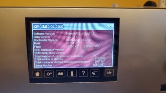 Bernina 77QE - 5