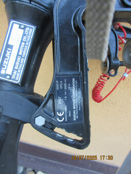 Prodám lodní závěs. motor Suzuky 4 takt 2,5 Hp - 5