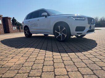 Volvo XC90 II B5 AWD Momentum Pro - 5