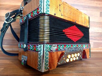 Heligonka (harmonika,akordeon) Hohner - 5
