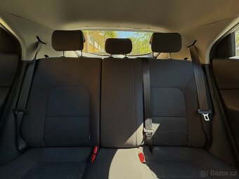 Kia Rio - 5