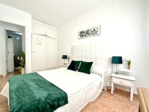 ŠPANĚLSKO, Torrevieja, světlý apartmán u moře - 5