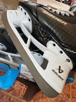 Brusle Bauer Supreme Shadow Int - 5